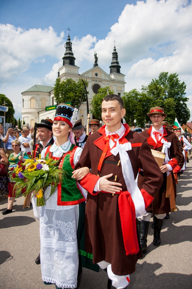 Wesele Kurpiowskie w Kadzidle - archiwalne zdjęcia par [04.05.2025] - zdjęcie #11 - eOstroleka.pl