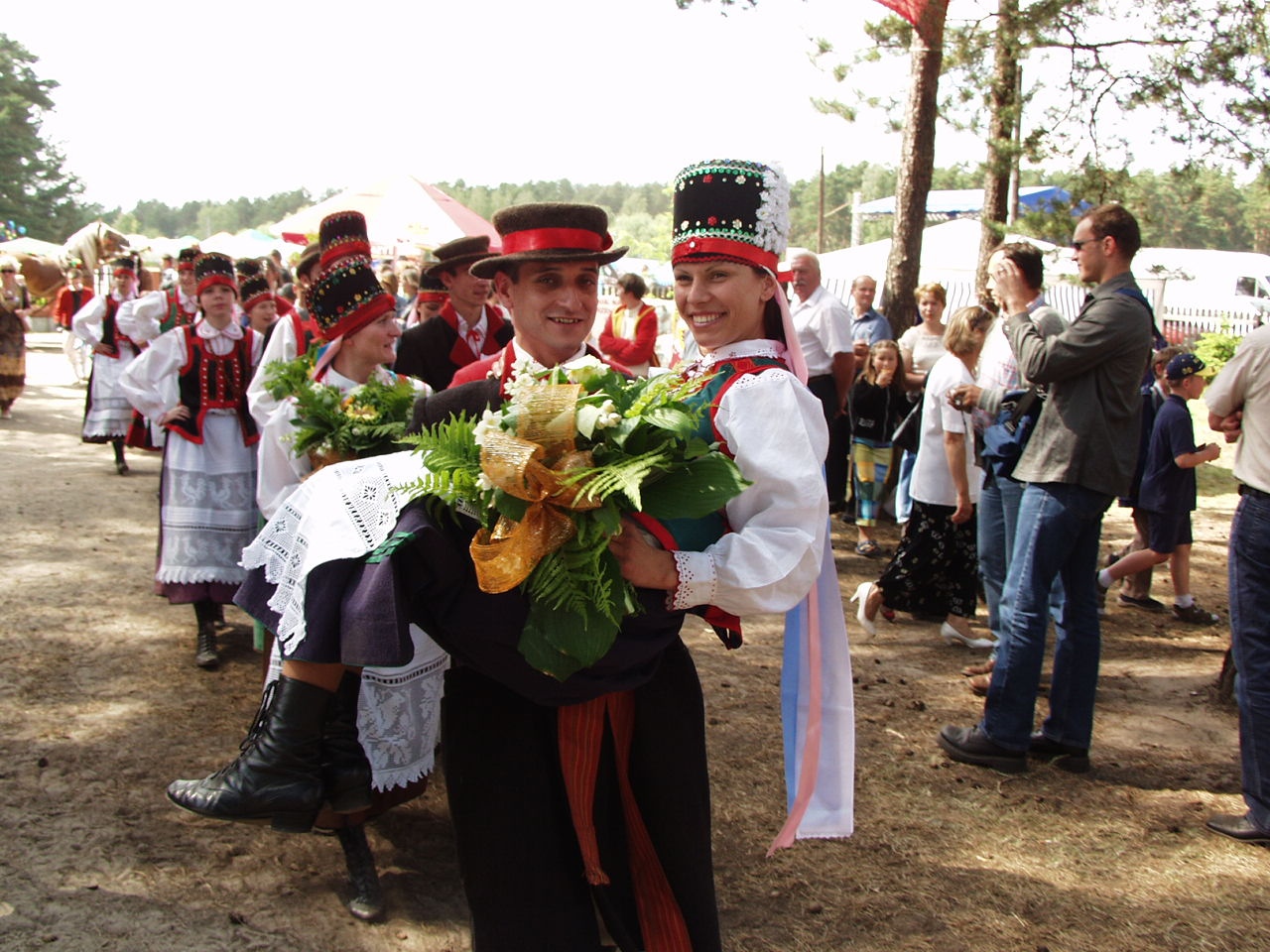 Wesele Kurpiowskie w Kadzidle - archiwalne zdjęcia par [04.05.2025] - zdjęcie #3 - eOstroleka.pl