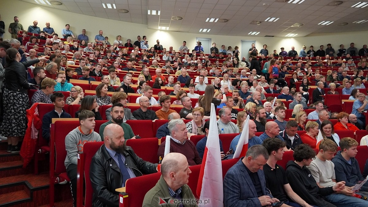 Grzegorz Braun w Ostrołęce [04.05.2025] - zdjęcie #120 - eOstroleka.pl