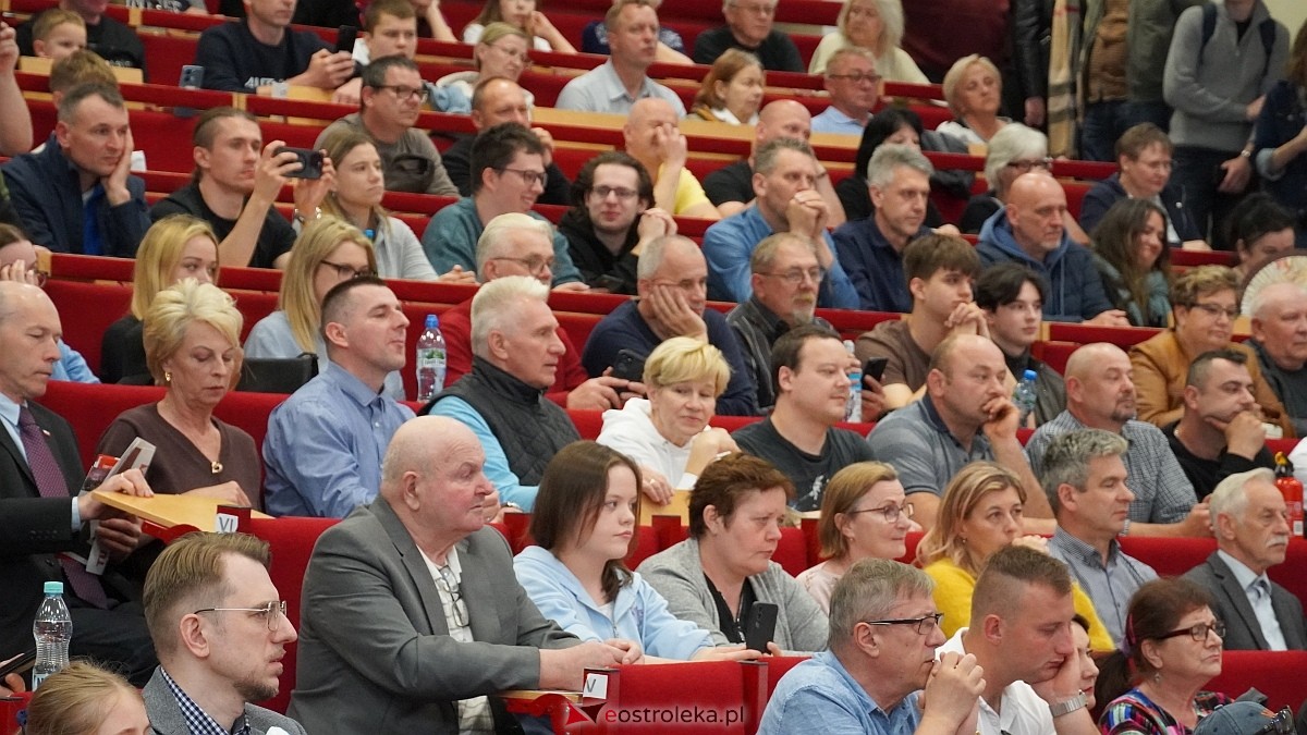 Grzegorz Braun w Ostrołęce [04.05.2025] - zdjęcie #85 - eOstroleka.pl