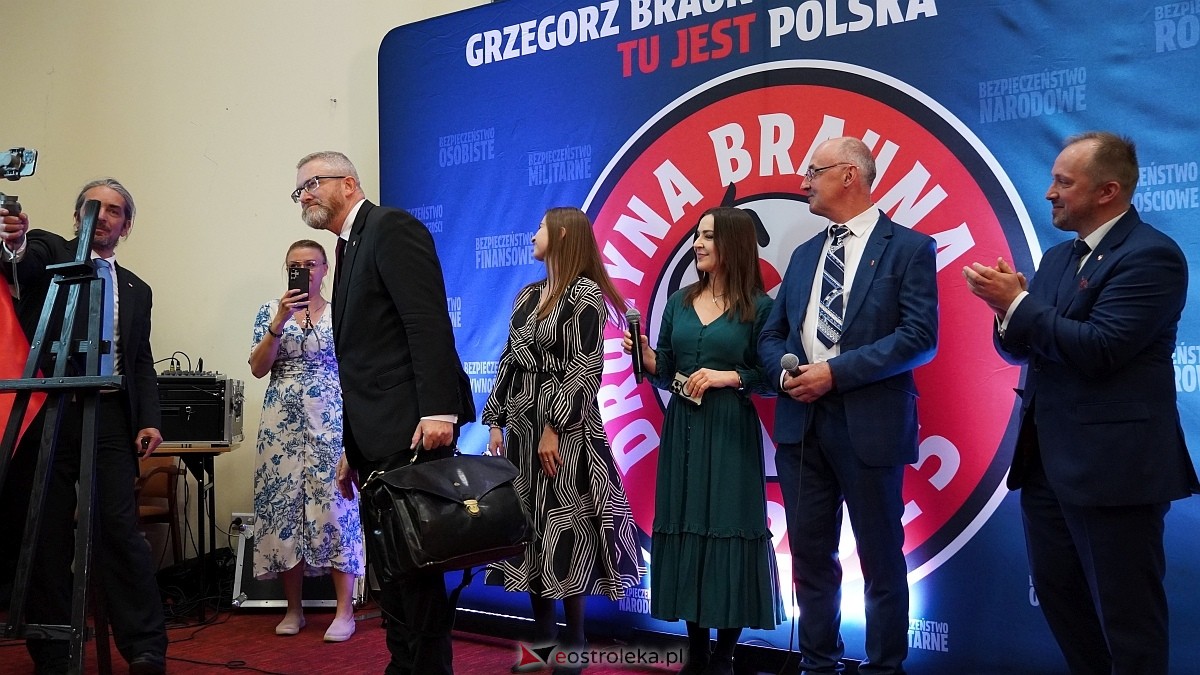 Grzegorz Braun w Ostrołęce [04.05.2025] - zdjęcie #77 - eOstroleka.pl