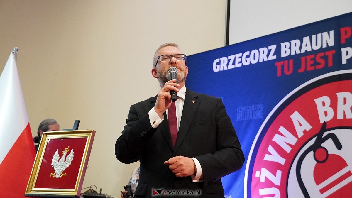 Grzegorz Braun w Ostrołęce [04.05.2025] - zdjęcie #71 - eOstroleka.pl