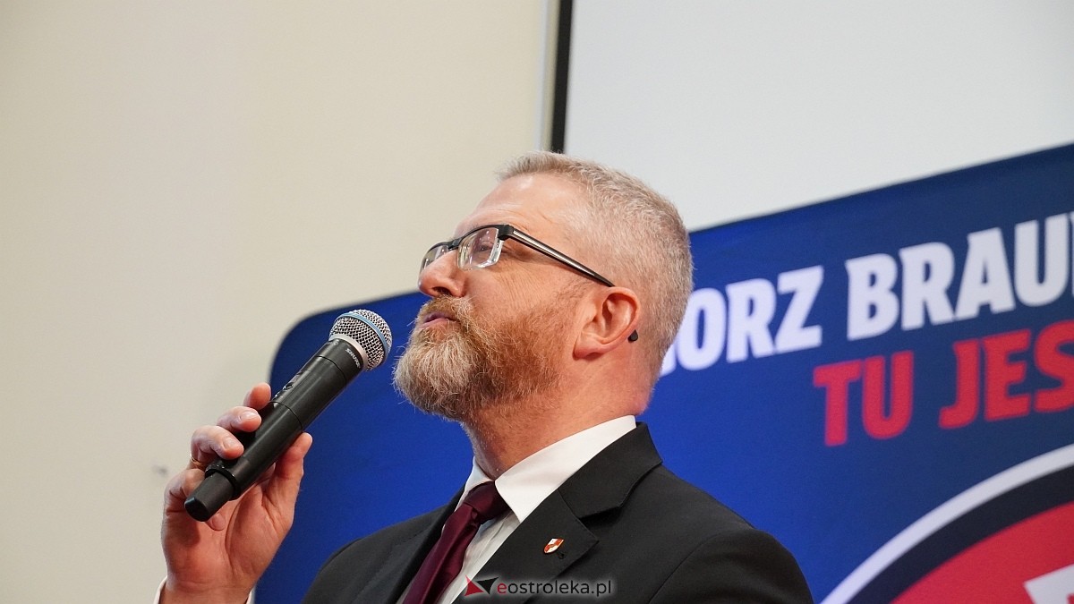 Grzegorz Braun w Ostrołęce [04.05.2025] - zdjęcie #69 - eOstroleka.pl