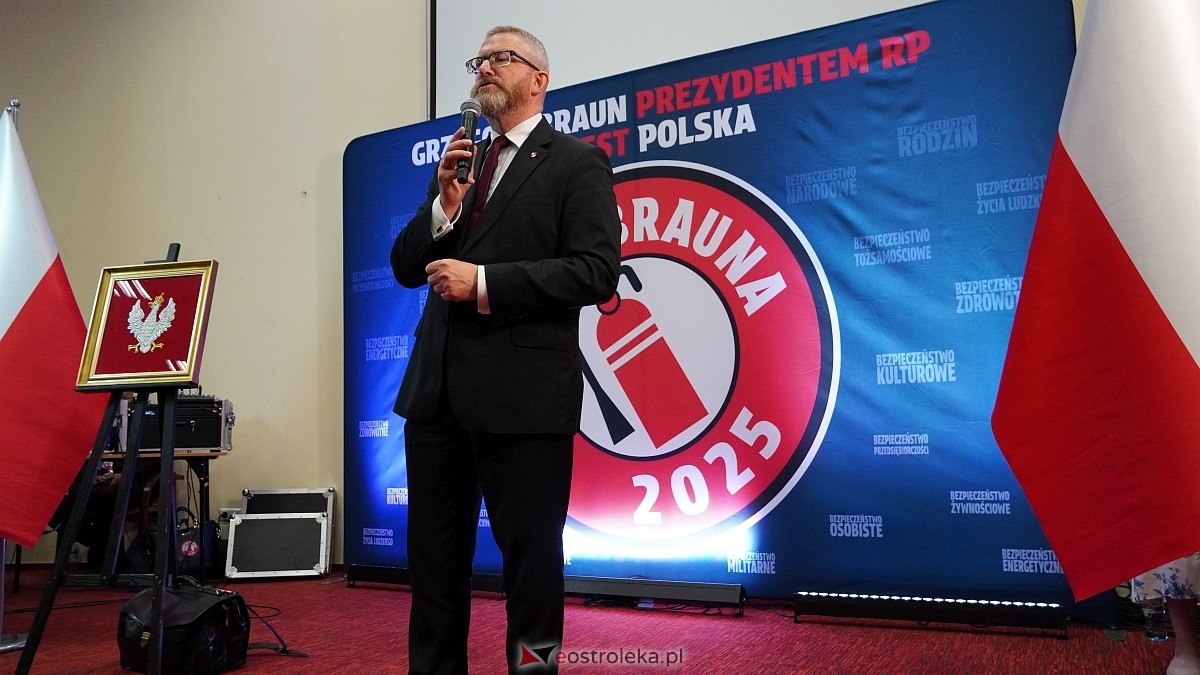 Grzegorz Braun w Ostrołęce [04.05.2025] - zdjęcie #64 - eOstroleka.pl