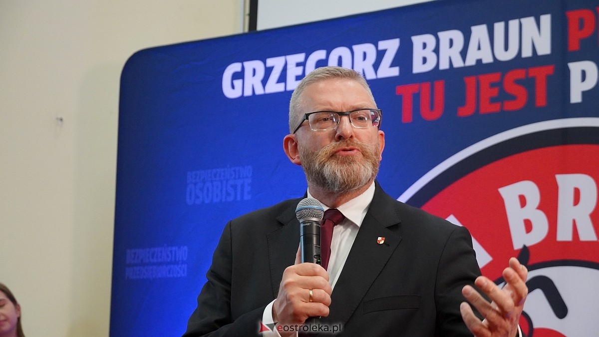 Grzegorz Braun w Ostrołęce [04.05.2025] - zdjęcie #51 - eOstroleka.pl