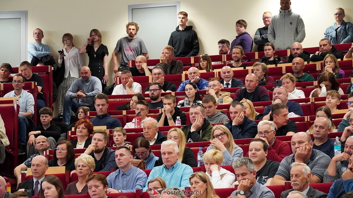 Grzegorz Braun w Ostrołęce [04.05.2025] - zdjęcie #47 - eOstroleka.pl