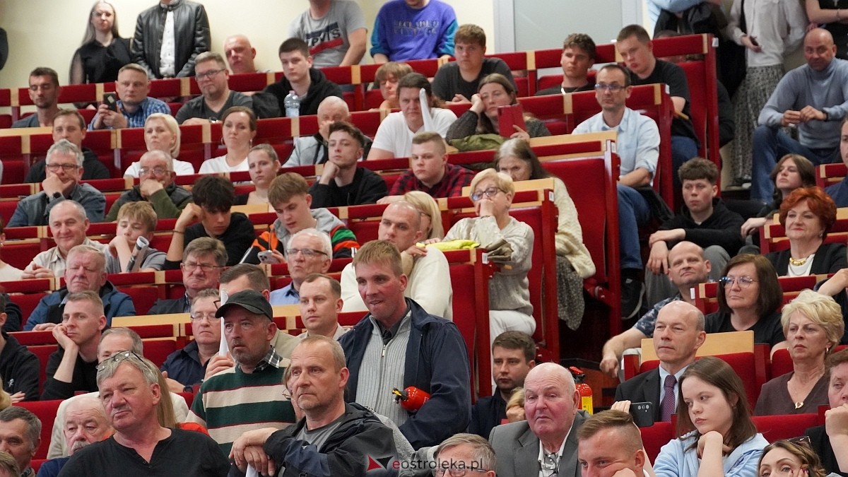 Grzegorz Braun w Ostrołęce [04.05.2025] - zdjęcie #46 - eOstroleka.pl