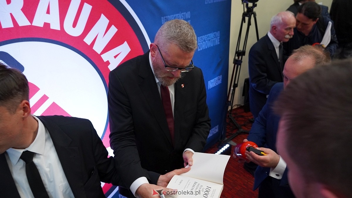 Grzegorz Braun w Ostrołęce [04.05.2025] - zdjęcie #30 - eOstroleka.pl