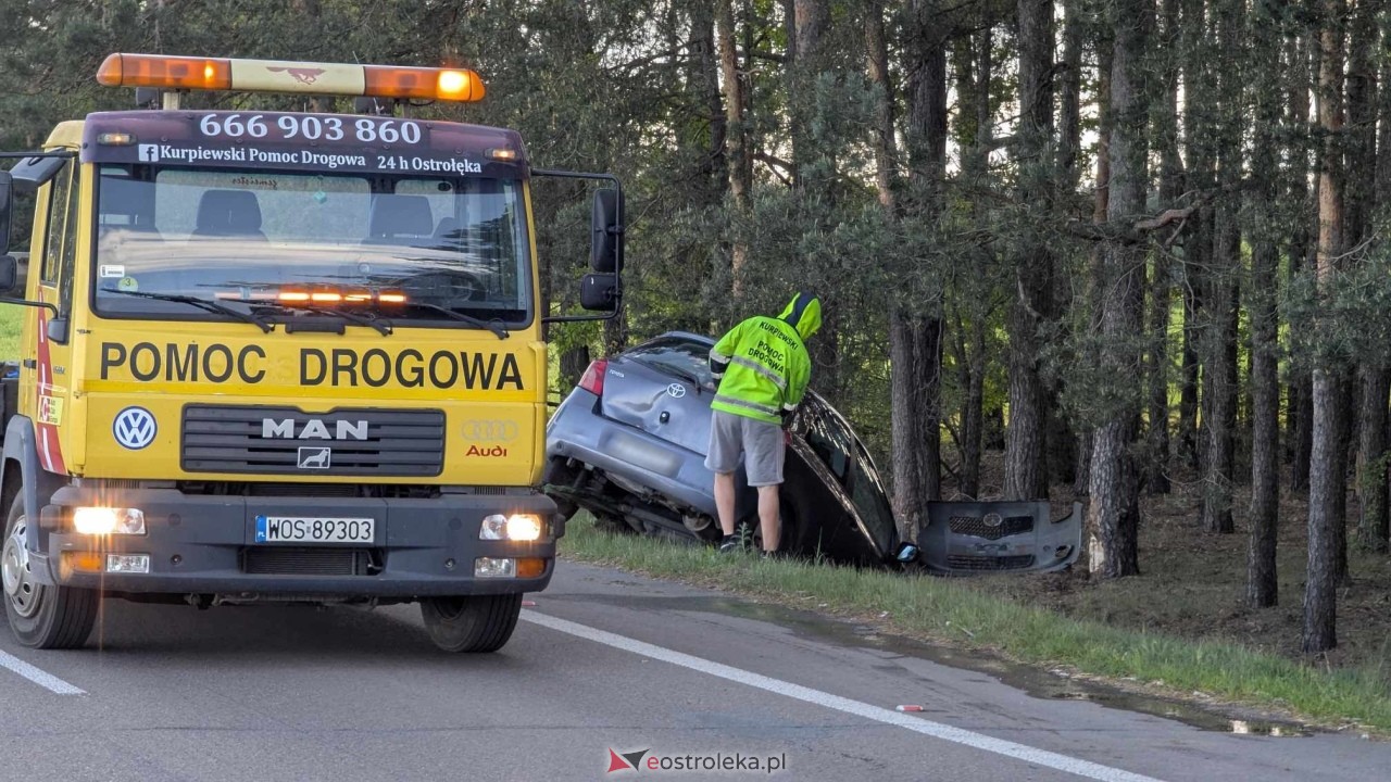 Wypadek w Damiętach [05.05.2025] - zdjęcie #4 - eOstroleka.pl