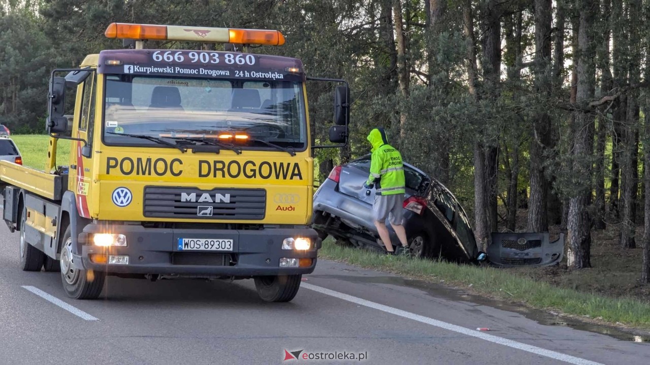 Wypadek w Damiętach [05.05.2025] - zdjęcie #1 - eOstroleka.pl