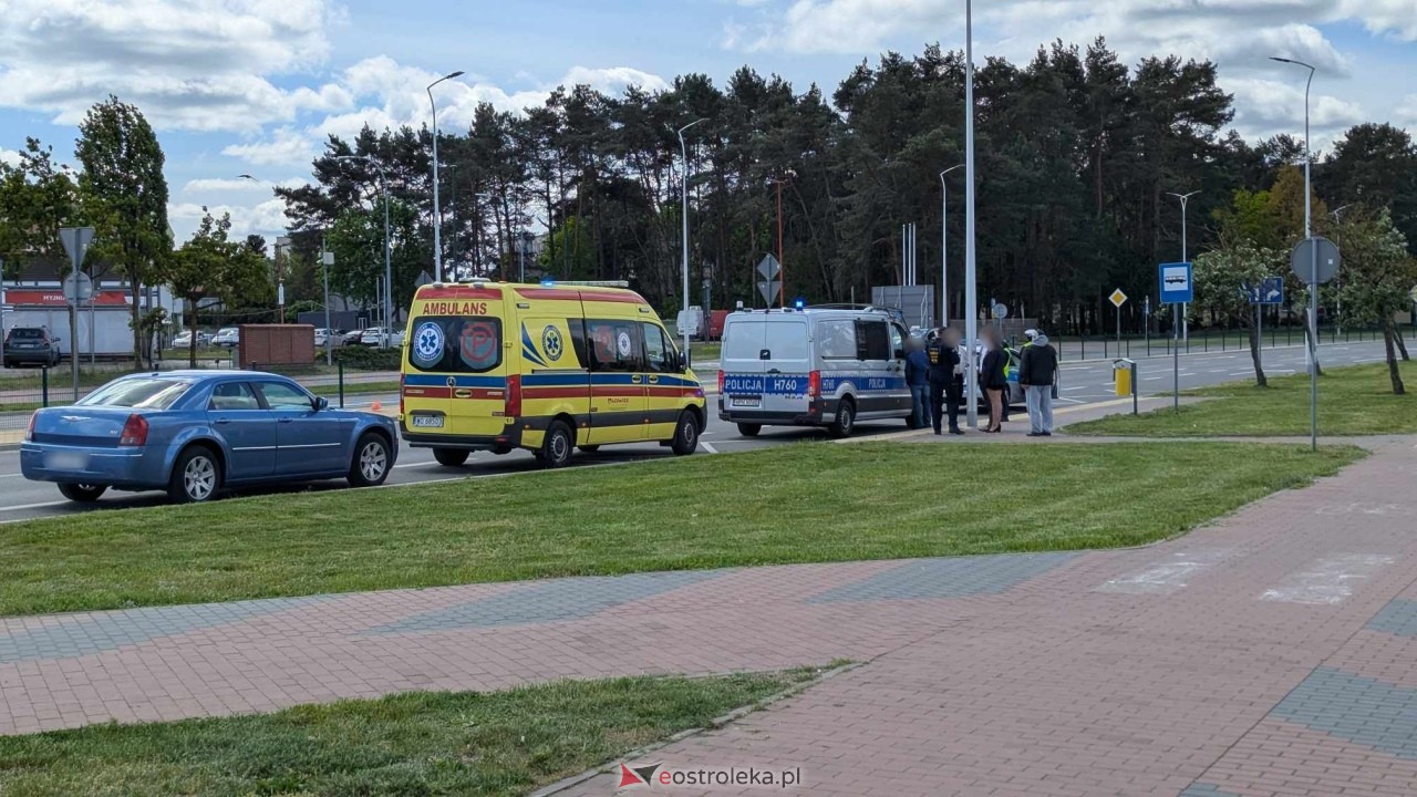 Wypadek na ulicy Brata Zenona Żebrowskiego w Ostrołęce [07.05.2025] - zdjęcie #9 - eOstroleka.pl