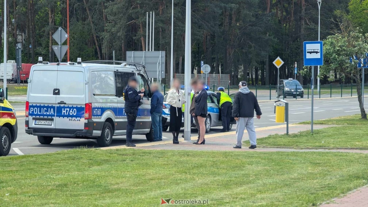 Wypadek na ulicy Brata Zenona Żebrowskiego w Ostrołęce [07.05.2025] - zdjęcie #3 - eOstroleka.pl