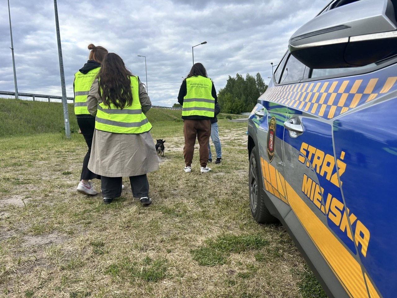 Młodzieżowa Rada Miasta i Straż Miejska [08.05.2025] - zdjęcie #4 - eOstroleka.pl