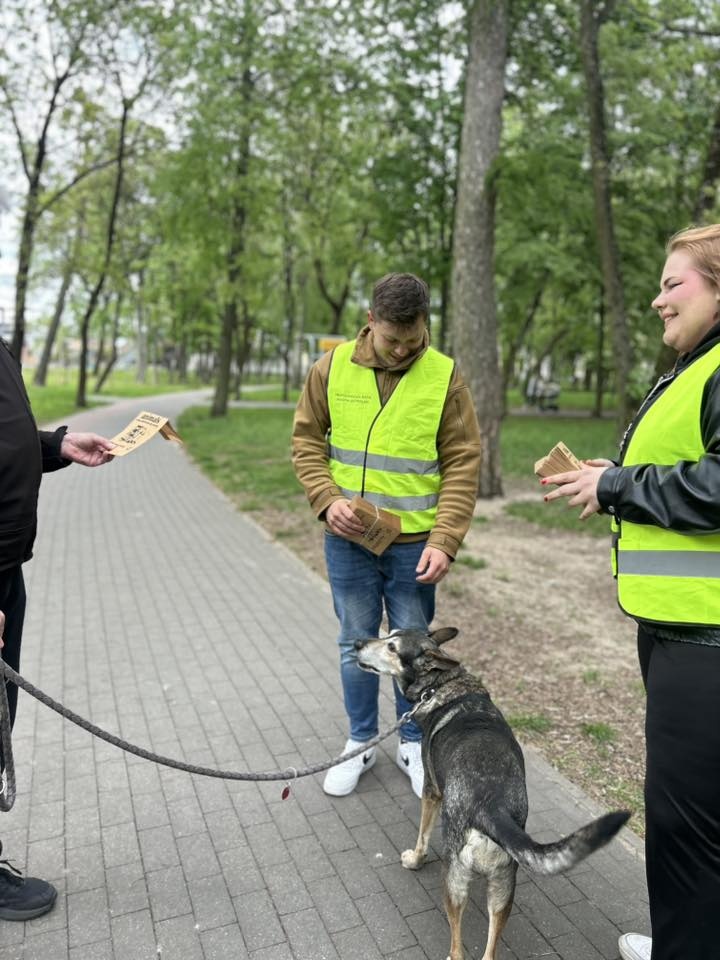 Młodzieżowa Rada Miasta i Straż Miejska [08.05.2025] - zdjęcie #3 - eOstroleka.pl