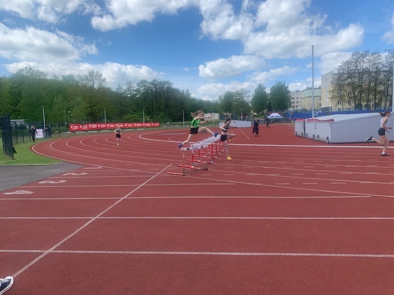 UKS Clan na Mityngu Otwarcia Sezonu 2025 Warmińsko-Mazurskiego Związku Lekkiej Atletyki w Olsztynie  - zdjęcie #14 - eOstroleka.pl