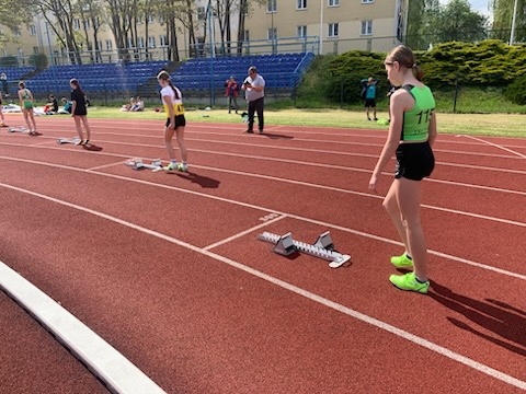 UKS Clan na Mityngu Otwarcia Sezonu 2025 Warmińsko-Mazurskiego Związku Lekkiej Atletyki w Olsztynie  - zdjęcie #4 - eOstroleka.pl