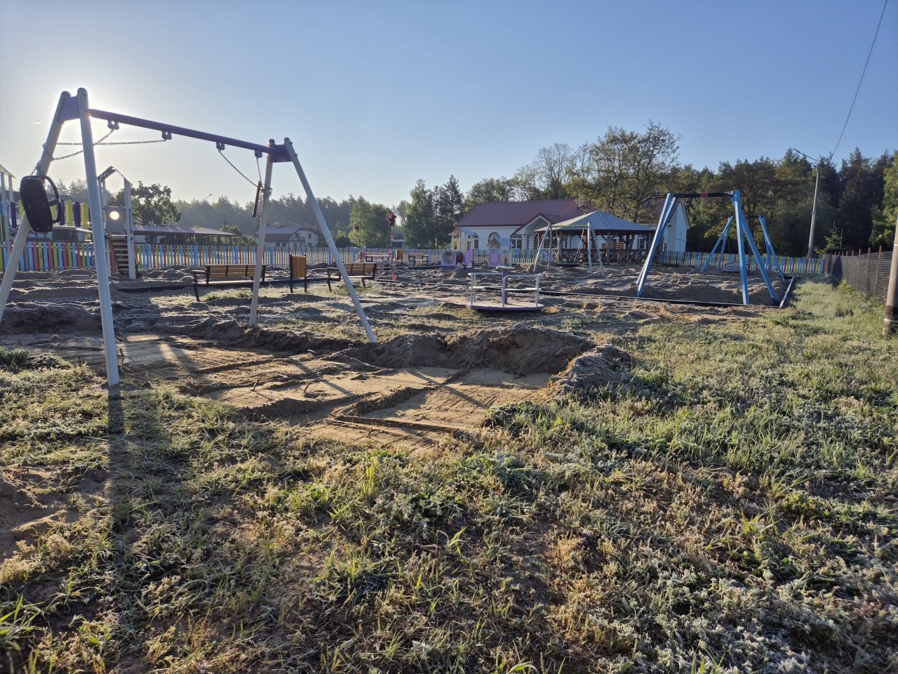 Modernizacja placu zabaw w Czerwinie [09.05.2025] - zdjęcie #10 - eOstroleka.pl