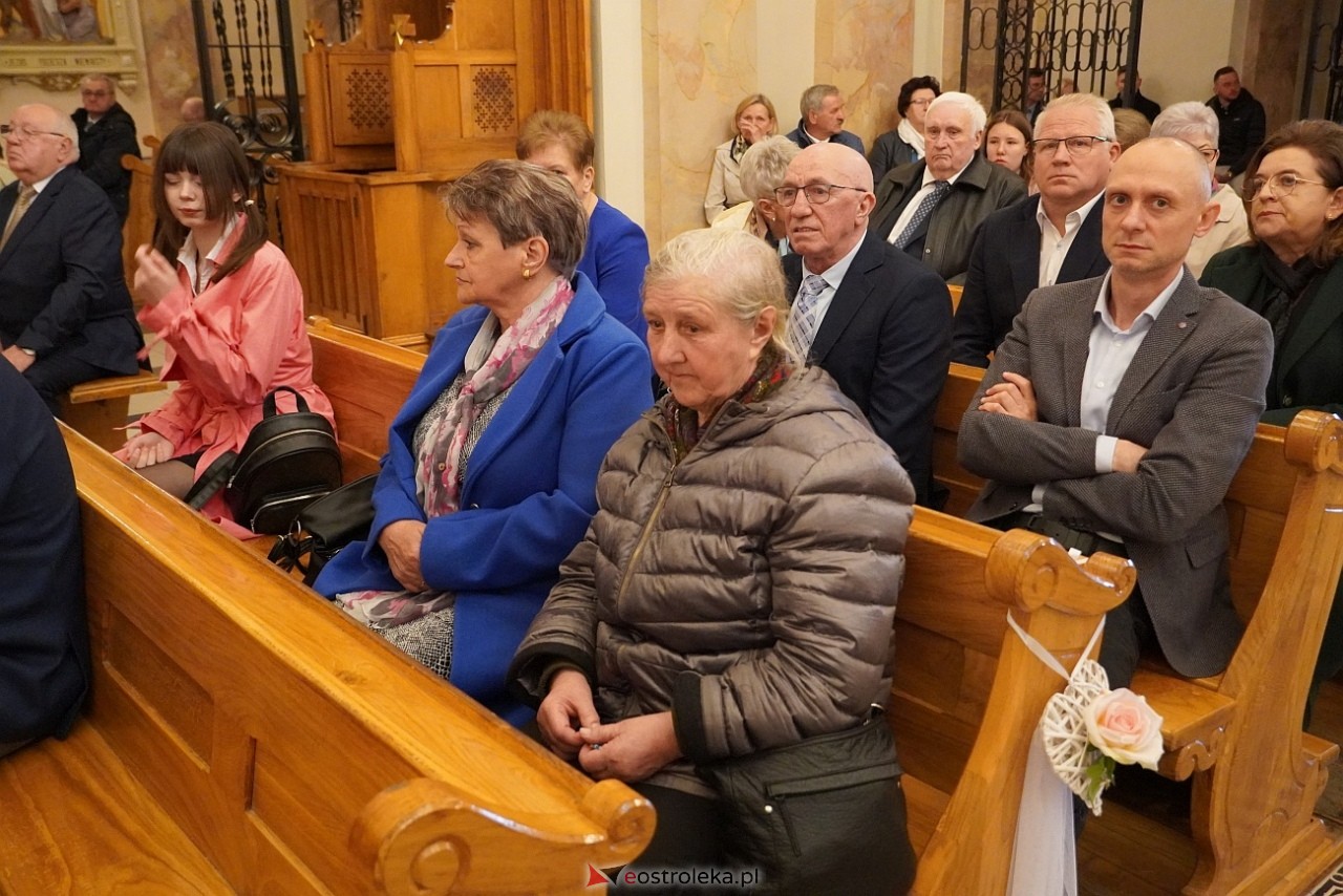 I Komunia Święta w ostrołęckie farze [10.05.2025] - zdjęcie #30 - eOstroleka.pl