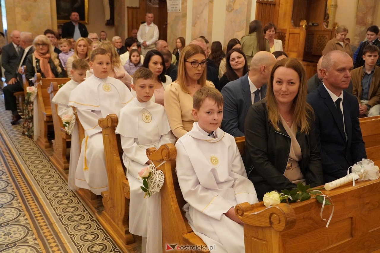I Komunia Święta w ostrołęckie farze [10.05.2025] - zdjęcie #25 - eOstroleka.pl