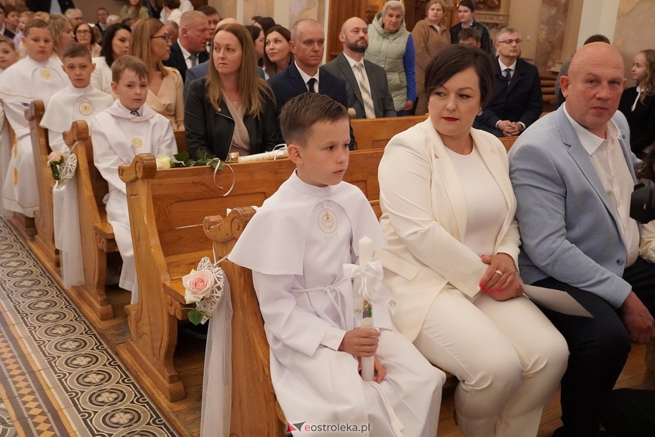 I Komunia Święta w ostrołęckie farze [10.05.2025] - zdjęcie #23 - eOstroleka.pl