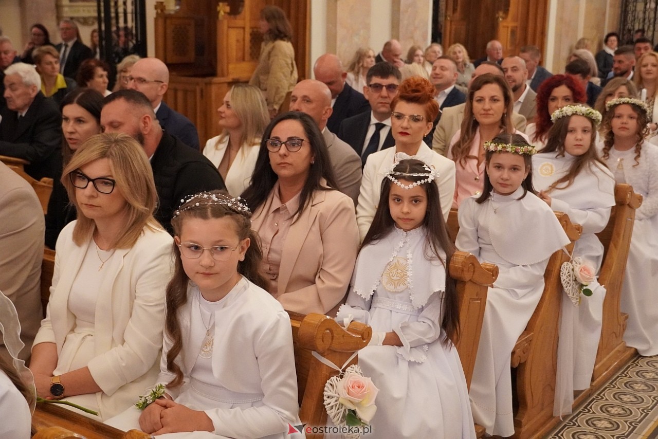I Komunia Święta w ostrołęckie farze [10.05.2025] - zdjęcie #13 - eOstroleka.pl