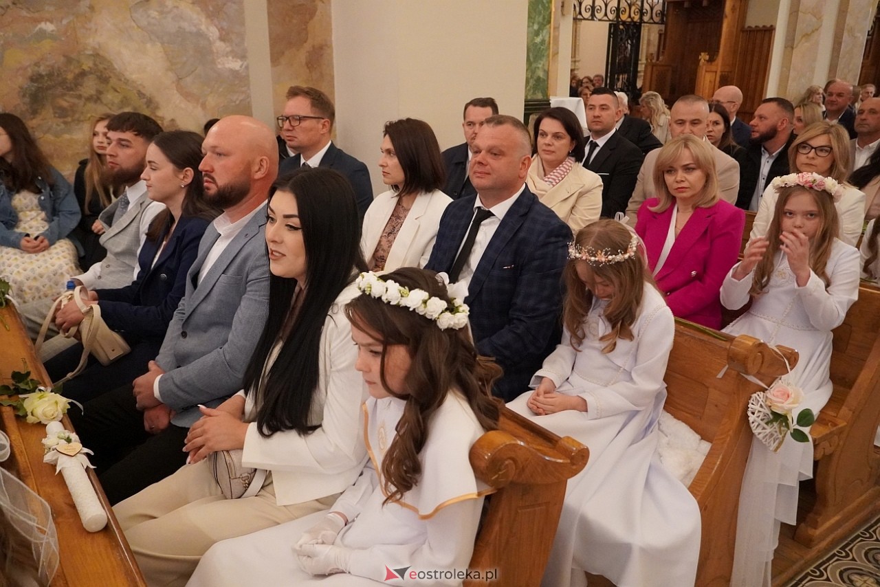I Komunia Święta w ostrołęckie farze [10.05.2025] - zdjęcie #11 - eOstroleka.pl