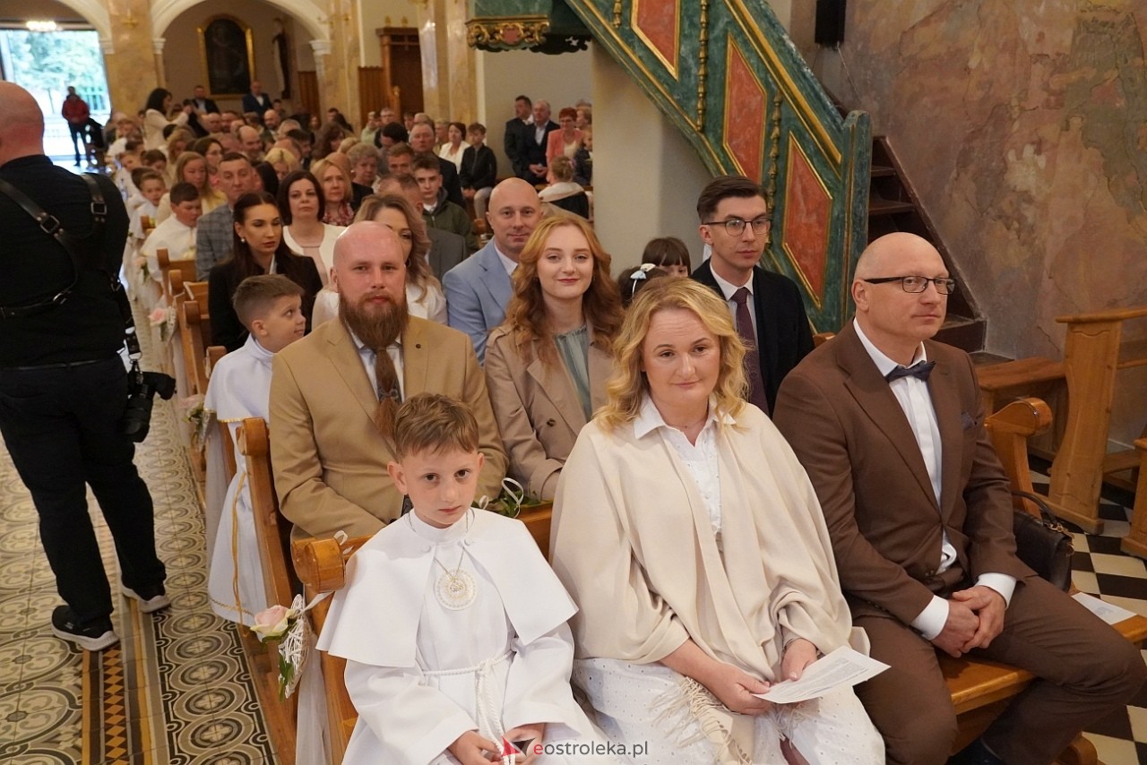 I Komunia Święta w ostrołęckie farze [10.05.2025] - zdjęcie #2 - eOstroleka.pl