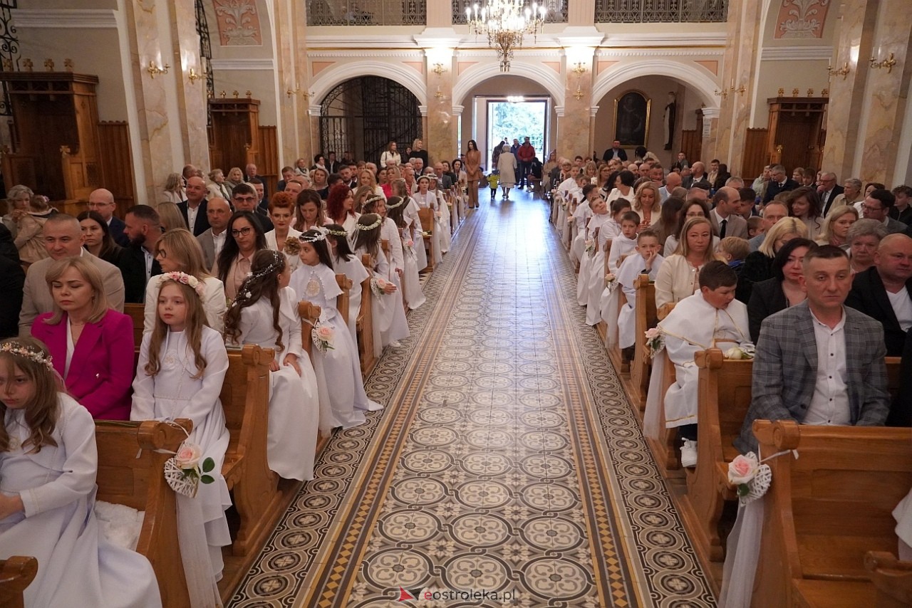I Komunia Święta w ostrołęckie farze [10.05.2025] - zdjęcie #1 - eOstroleka.pl