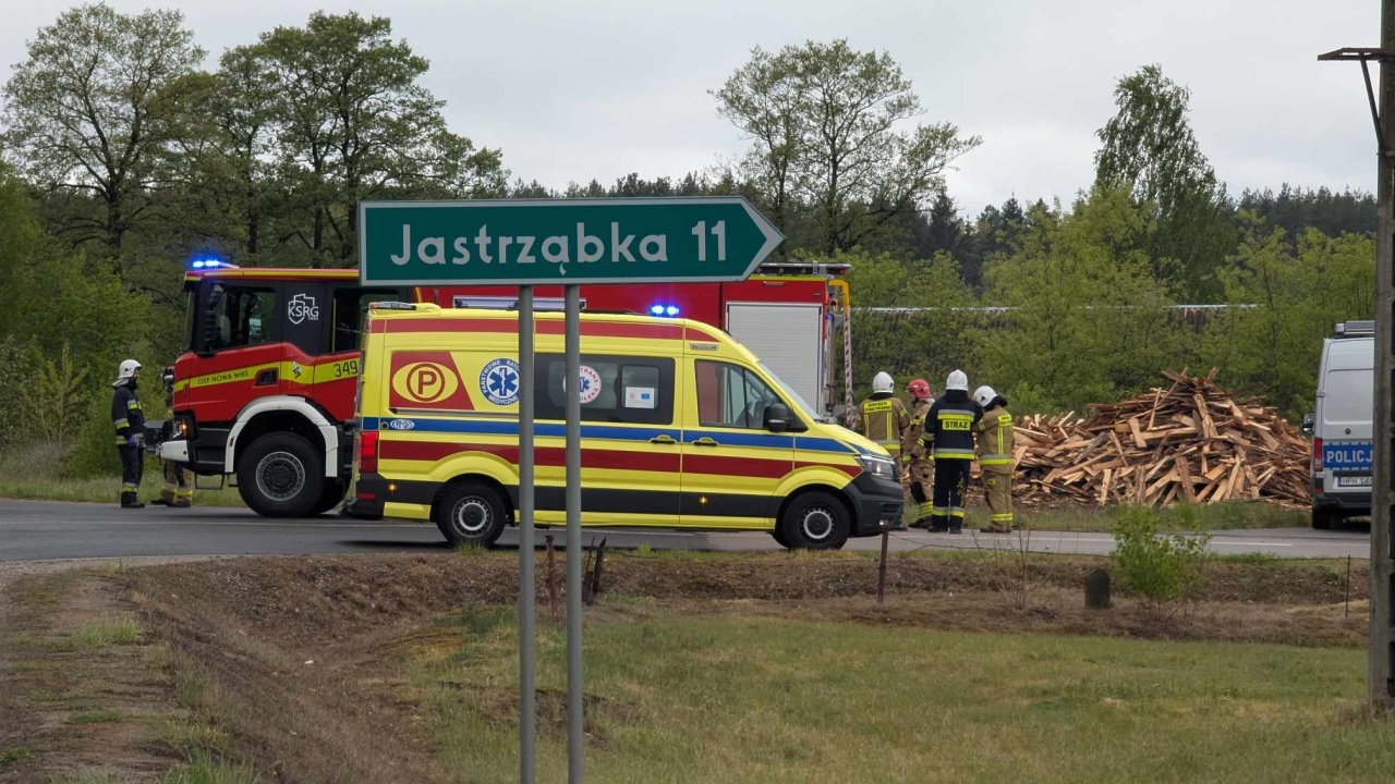 Wypadek w miejscowości Zabiele Piliki [10.05.2025] - zdjęcie #4 - eOstroleka.pl