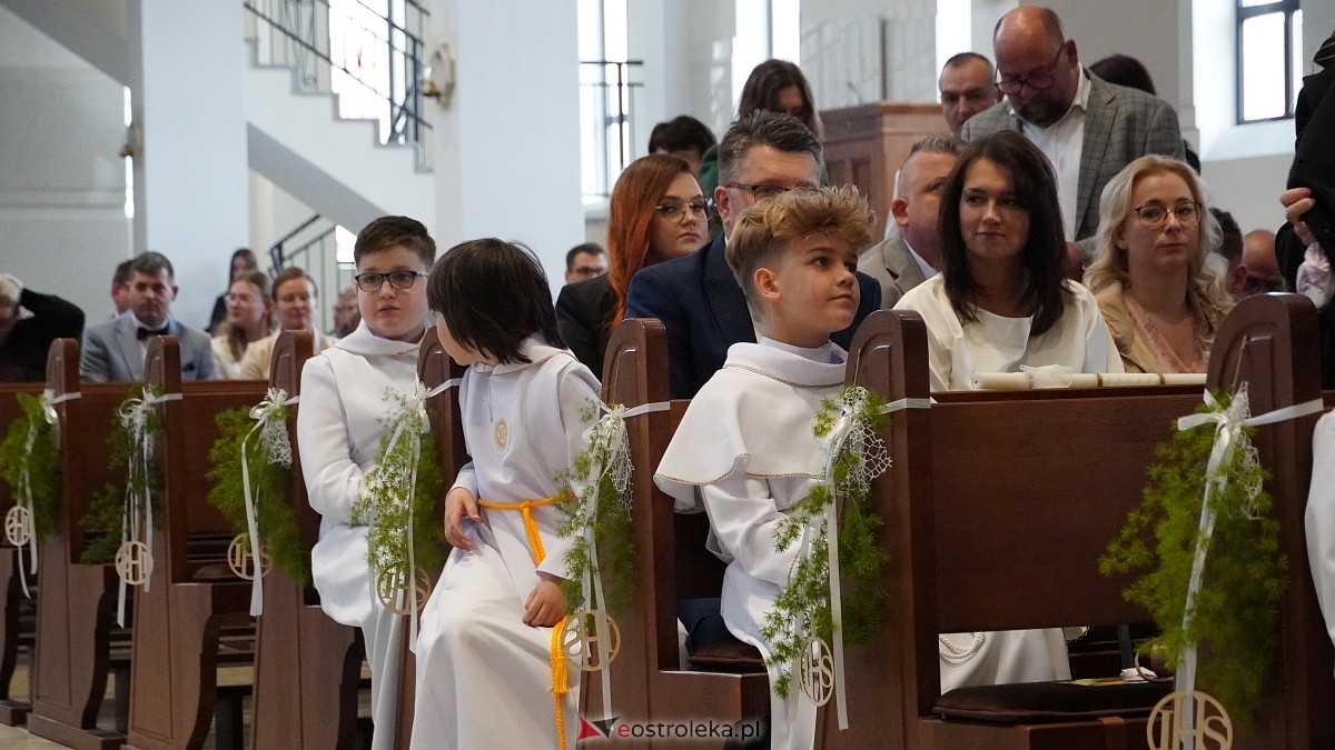 I Komunia Święta w parafii pw. Św. Franciszka z Asyżu [10.05.2025] - zdjęcie #61 - eOstroleka.pl