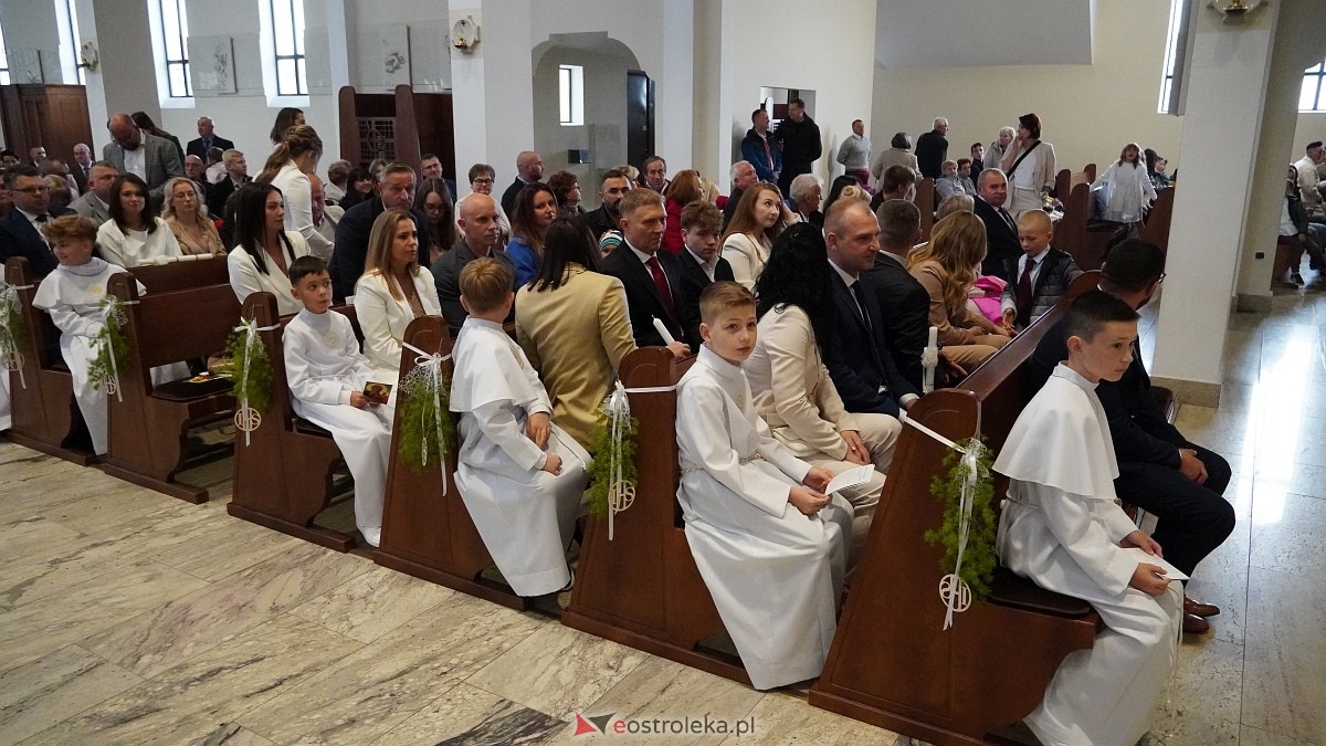 I Komunia Święta w parafii pw. Św. Franciszka z Asyżu [10.05.2025] - zdjęcie #59 - eOstroleka.pl