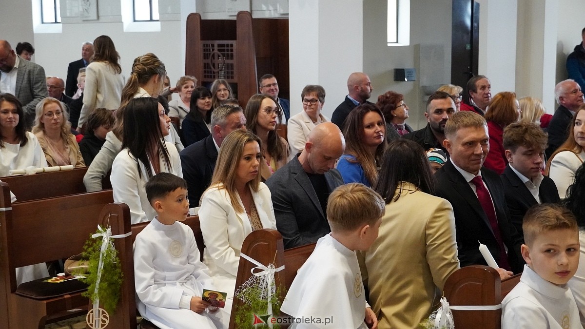 I Komunia Święta w parafii pw. Św. Franciszka z Asyżu [10.05.2025] - zdjęcie #58 - eOstroleka.pl