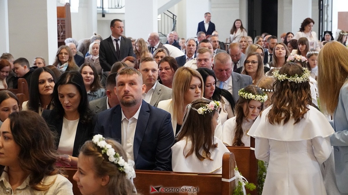 I Komunia Święta w parafii pw. Św. Franciszka z Asyżu [10.05.2025] - zdjęcie #56 - eOstroleka.pl