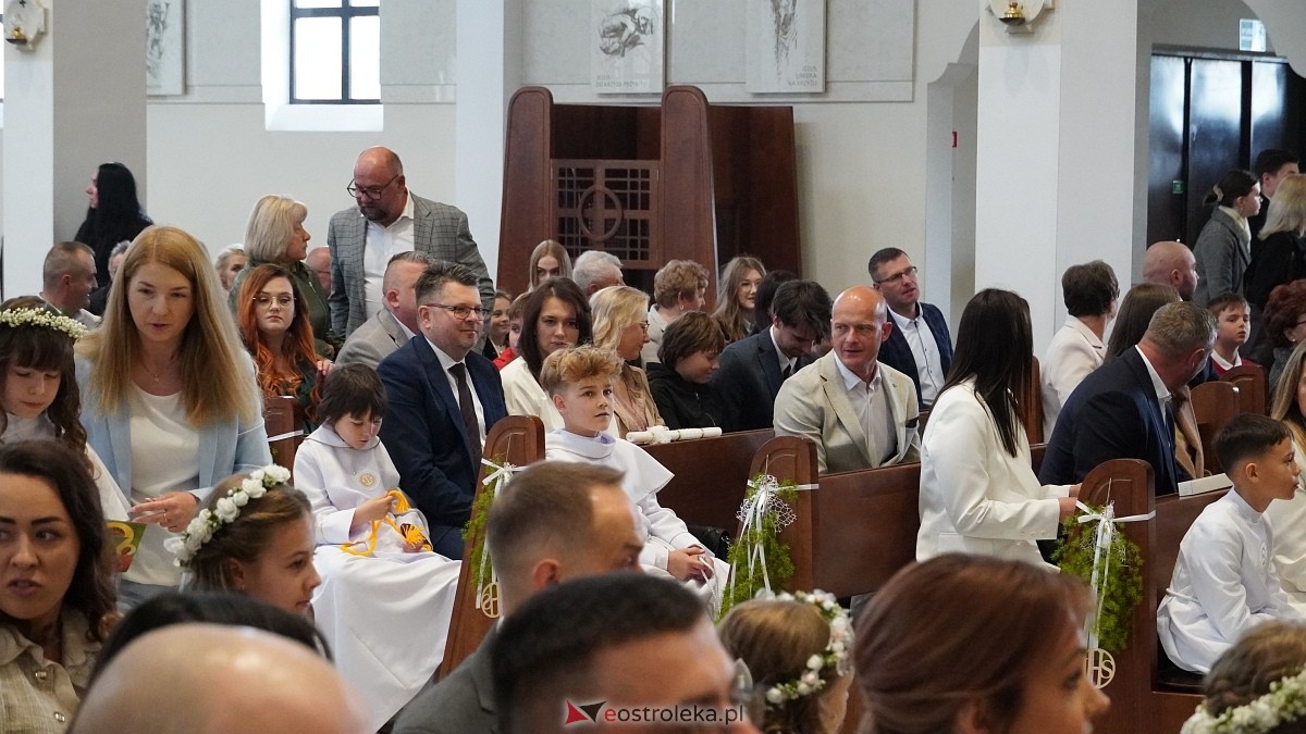 I Komunia Święta w parafii pw. Św. Franciszka z Asyżu [10.05.2025] - zdjęcie #54 - eOstroleka.pl