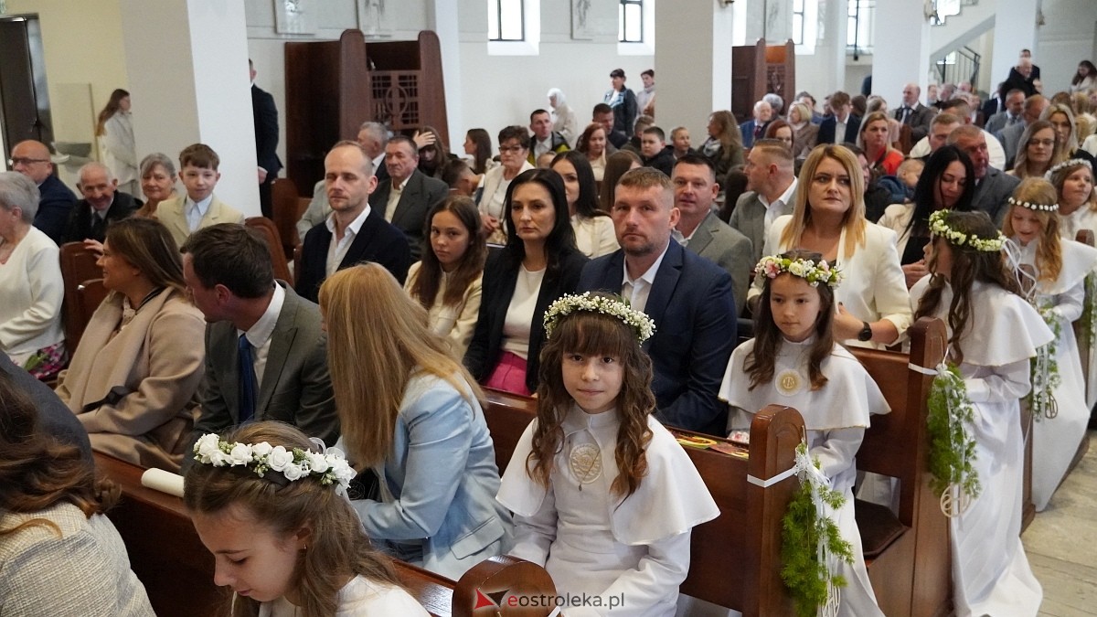 I Komunia Święta w parafii pw. Św. Franciszka z Asyżu [10.05.2025] - zdjęcie #48 - eOstroleka.pl