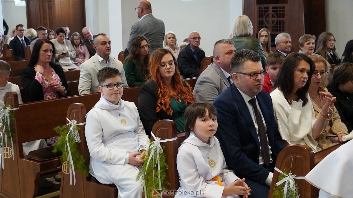I Komunia Święta w parafii pw. Św. Franciszka z Asyżu [10.05.2025] - zdjęcie #45 - eOstroleka.pl