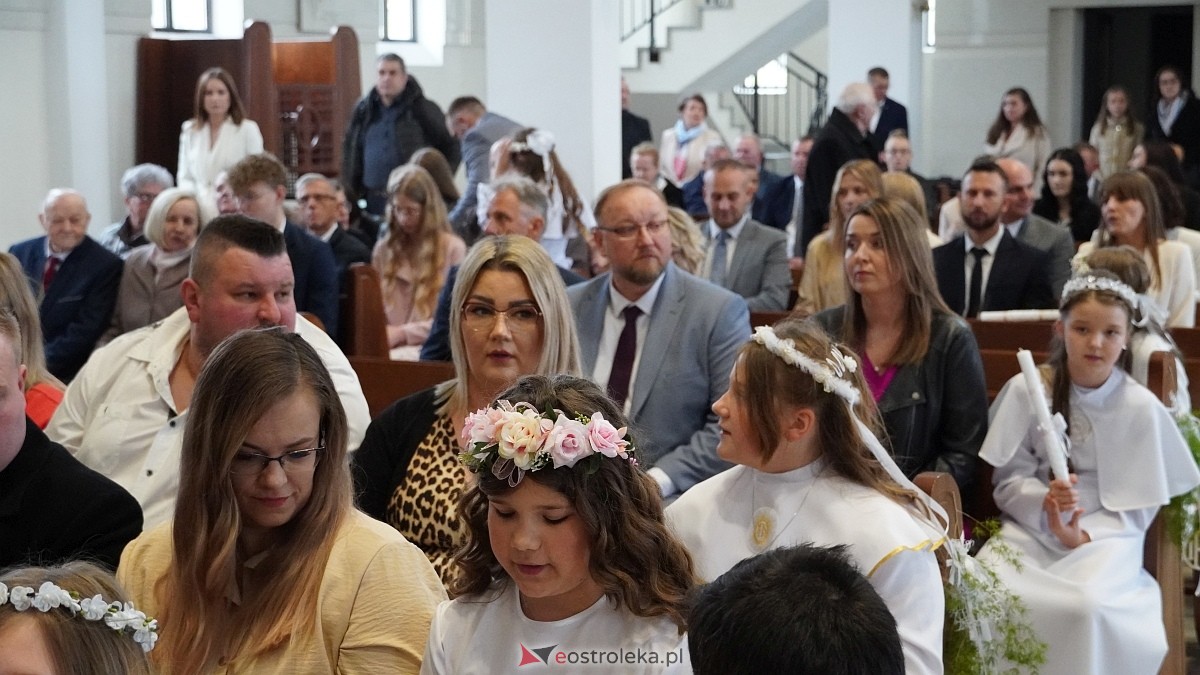 I Komunia Święta w parafii pw. Św. Franciszka z Asyżu [10.05.2025] - zdjęcie #41 - eOstroleka.pl