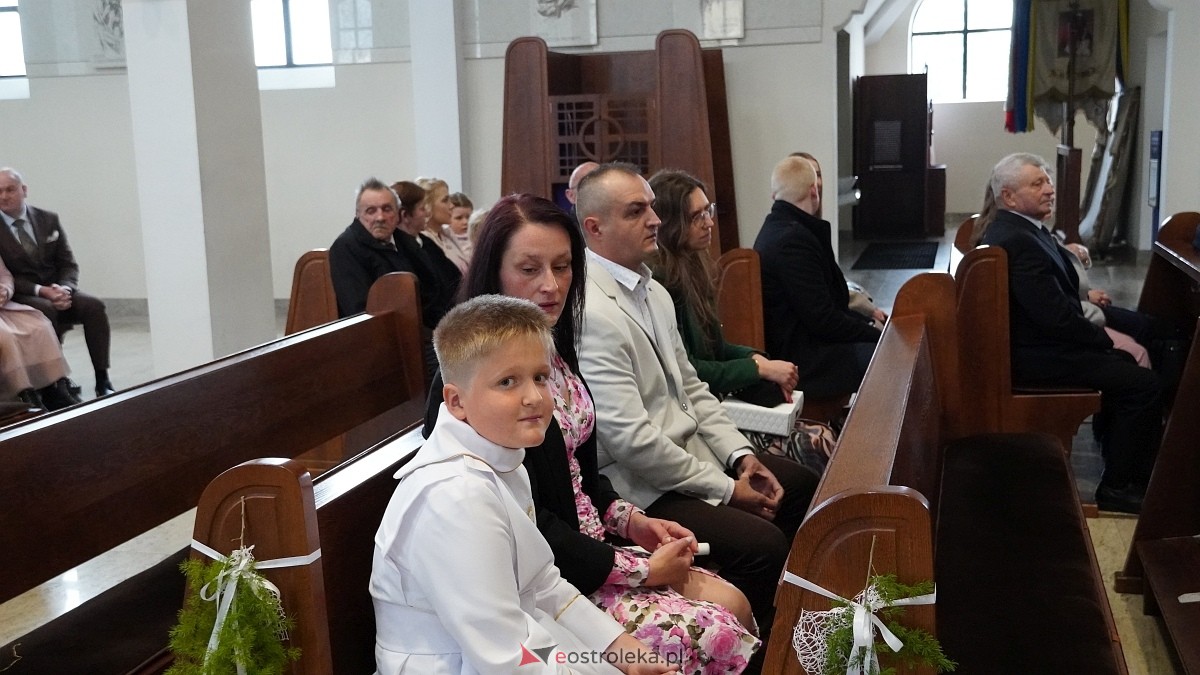 I Komunia Święta w parafii pw. Św. Franciszka z Asyżu [10.05.2025] - zdjęcie #40 - eOstroleka.pl