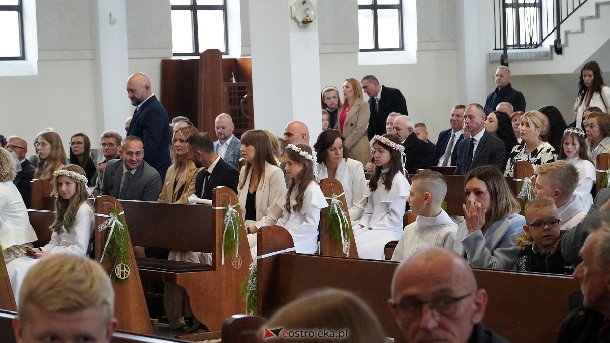I Komunia Święta w parafii pw. Św. Franciszka z Asyżu [10.05.2025] - zdjęcie #24 - eOstroleka.pl