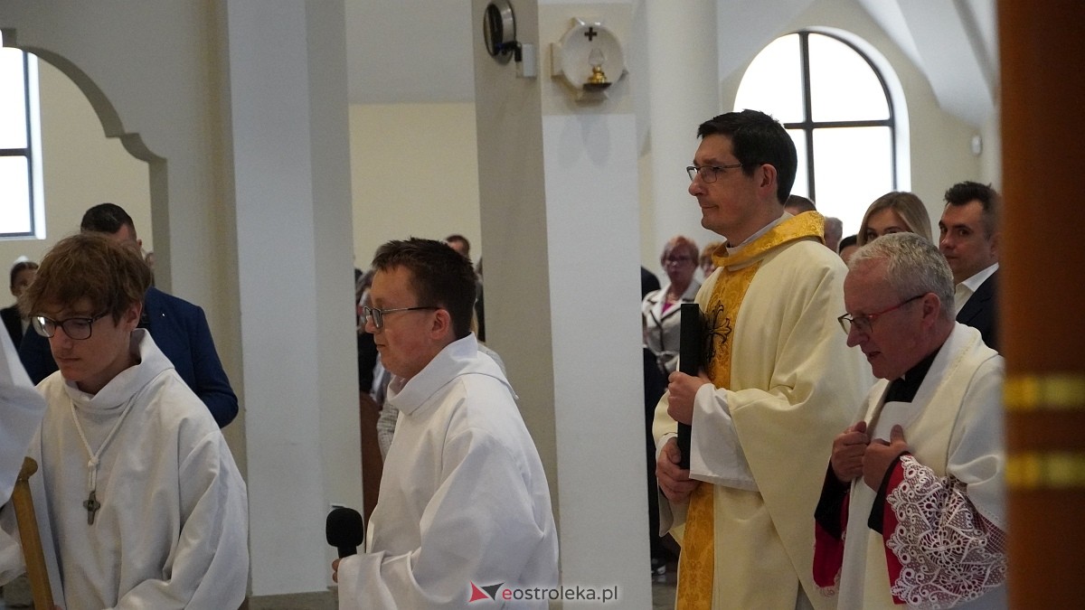 I Komunia Święta w parafii pw. Św. Franciszka z Asyżu [10.05.2025] - zdjęcie #2 - eOstroleka.pl