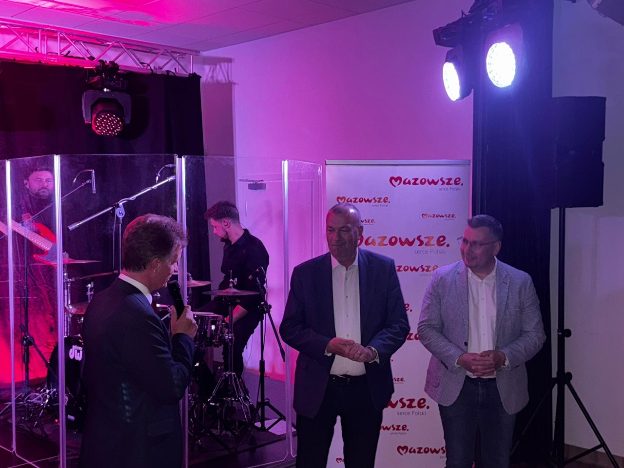 Kolejny wieczór wspomnień z muzyką Krzysztofa Krawczyka - zdjęcie #6 - eOstroleka.pl