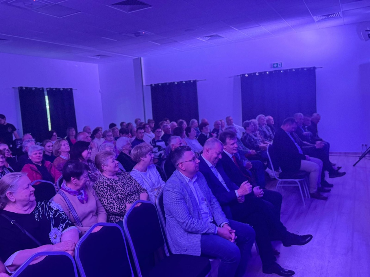 Kolejny wieczór wspomnień z muzyką Krzysztofa Krawczyka - zdjęcie #27 - eOstroleka.pl