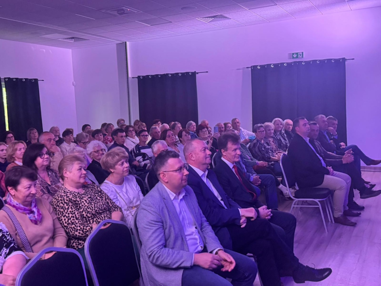 Kolejny wieczór wspomnień z muzyką Krzysztofa Krawczyka - zdjęcie #29 - eOstroleka.pl