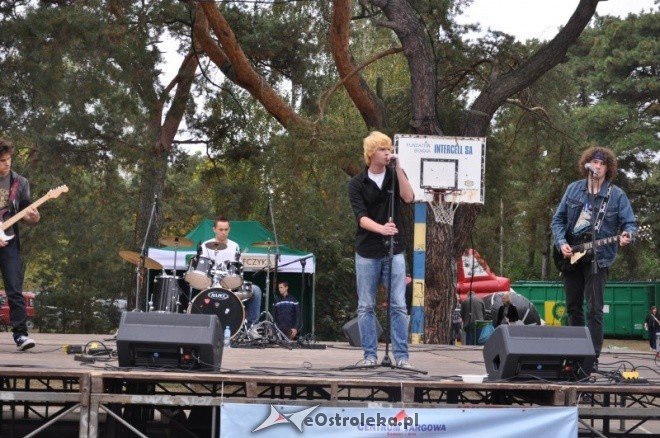 Festyn osiedla Wojciechowice (24.IX.2011) - zdjęcie #15 - eOstroleka.pl