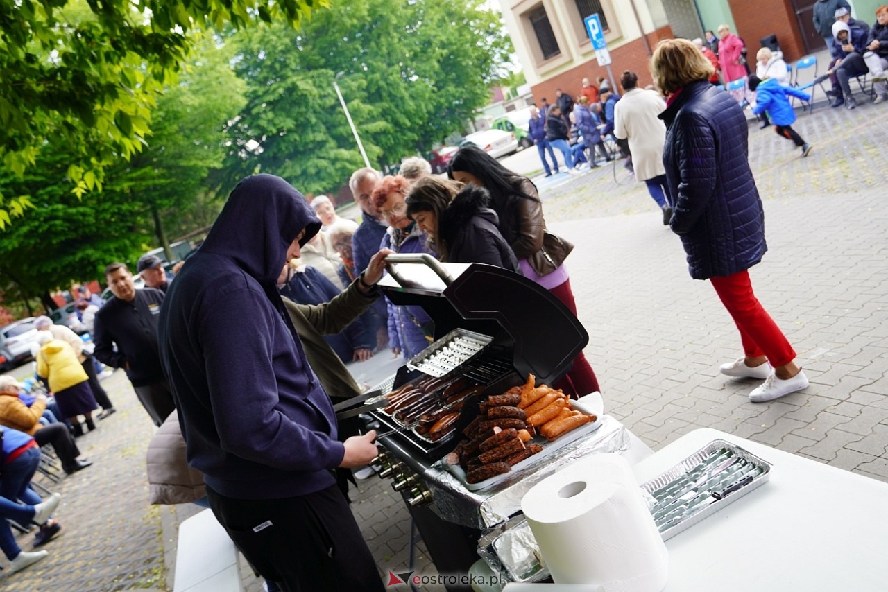 Potańcówka pod chmurką na Osiedlu Dzieci Polskich [10.05.2025] - zdjęcie #65 - eOstroleka.pl