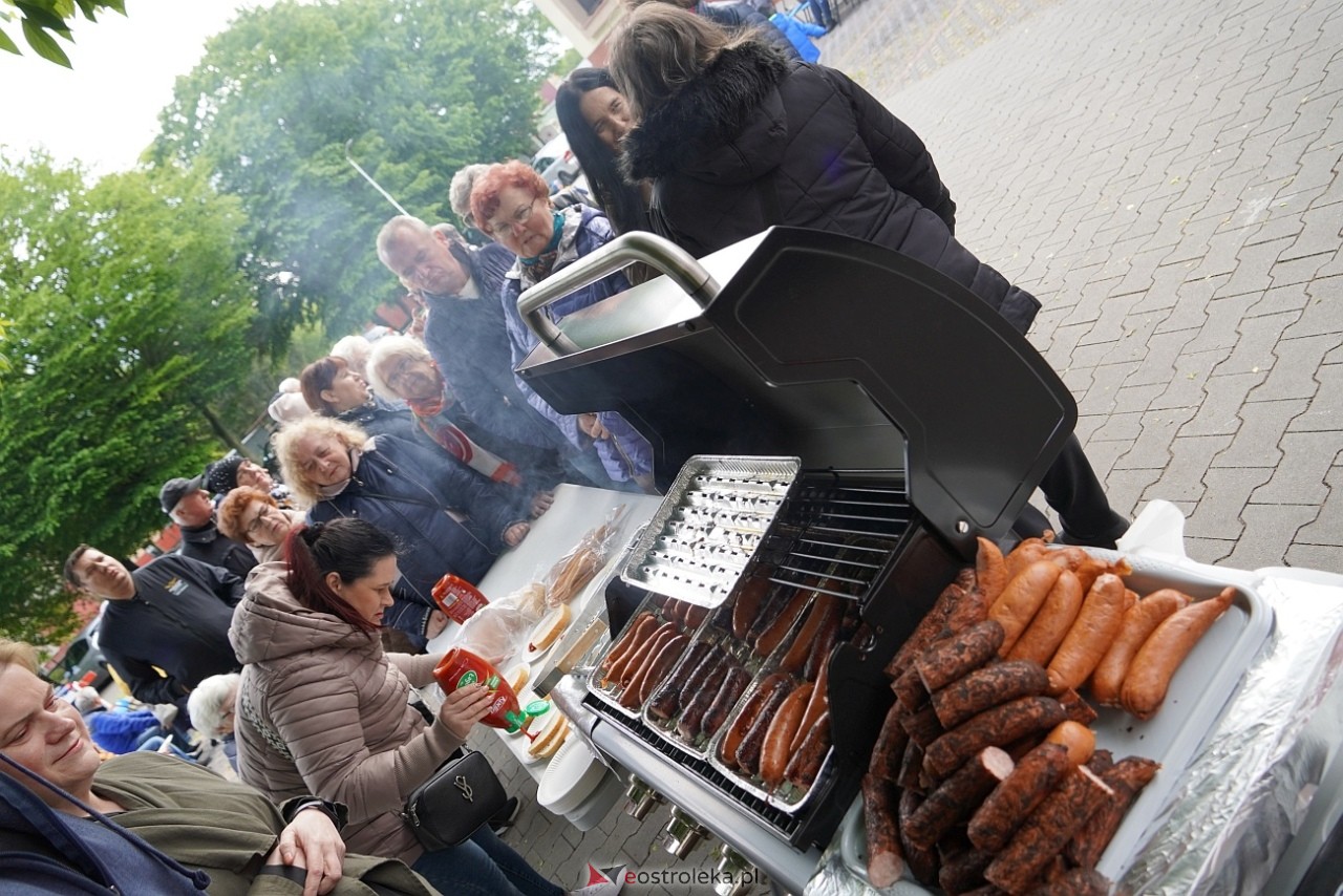 Potańcówka pod chmurką na Osiedlu Dzieci Polskich [10.05.2025] - zdjęcie #57 - eOstroleka.pl