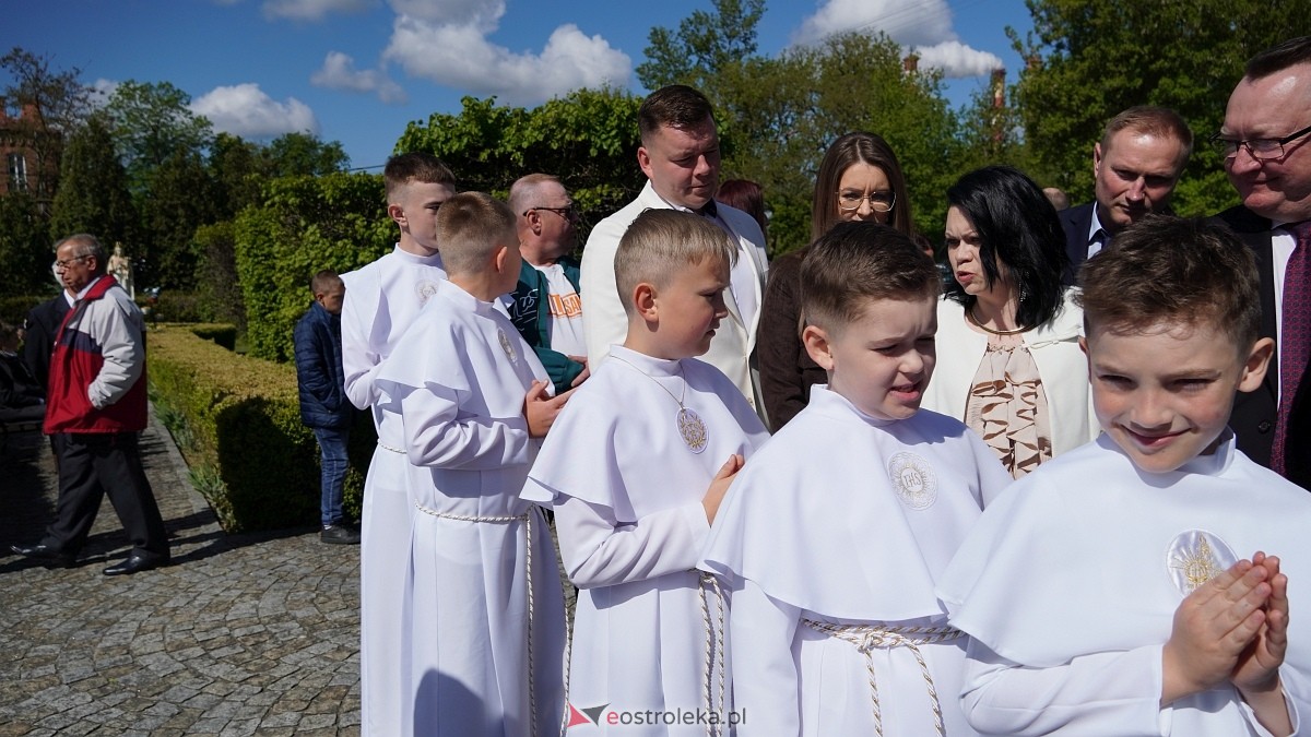 I Komunia Święta w parafii pw. Św. Wojciecha w Ostrołęce [11.05.2025] - zdjęcie #39 - eOstroleka.pl