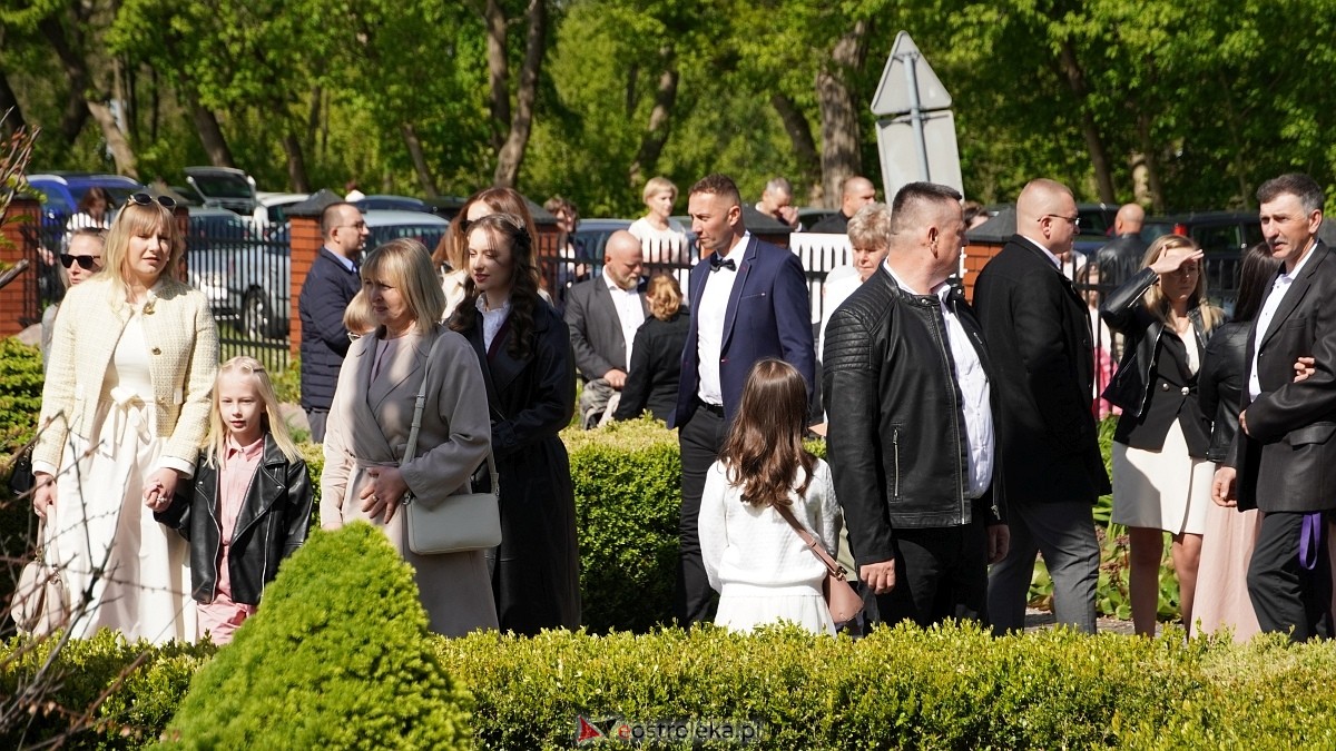 I Komunia Święta w parafii pw. Św. Wojciecha w Ostrołęce [11.05.2025] - zdjęcie #31 - eOstroleka.pl