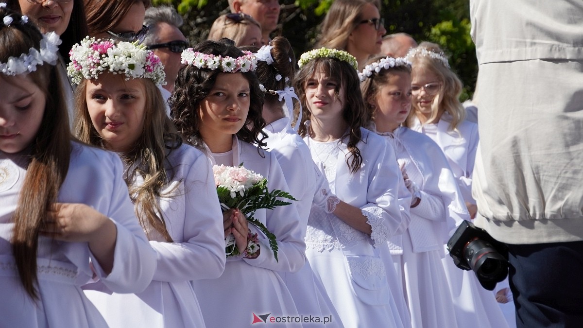 I Komunia Święta w parafii pw. Św. Wojciecha w Ostrołęce [11.05.2025] - zdjęcie #25 - eOstroleka.pl