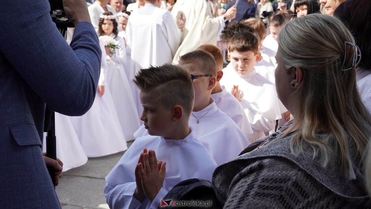 I Komunia Święta w parafii pw. Św. Wojciecha w Ostrołęce [11.05.2025] - zdjęcie #19 - eOstroleka.pl